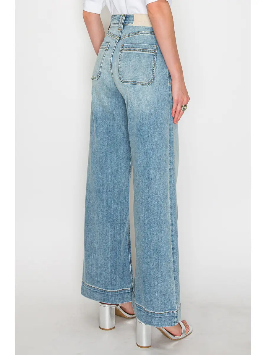 Medium Wash Non-Distressed Wide Leg