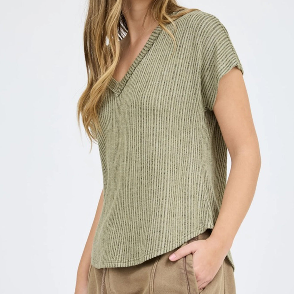 Extended Shoulder Rib Knit Blouse