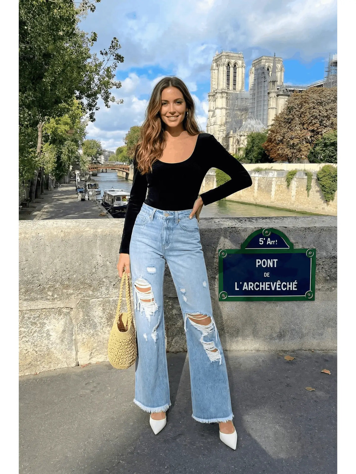 Distressed Wide Leg Jeans