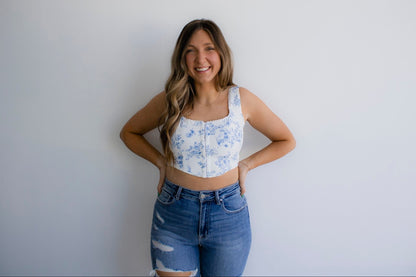 Floral Front Hook & Eye Sleeveless Crop Top